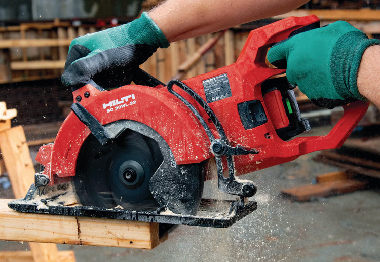 SC 30WL-22 Cordless worm drive-style saw